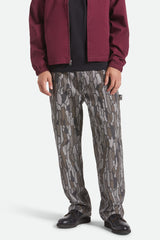 Men's Builders Carpenter Stretch Pant in Bark Camo