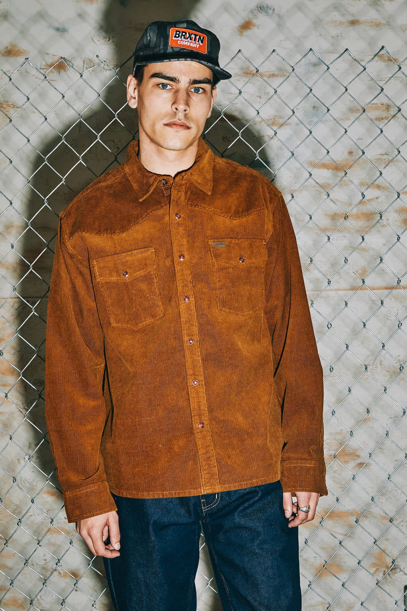 Men's New West Relaxed Overshirt in Washed Copper Corduroy