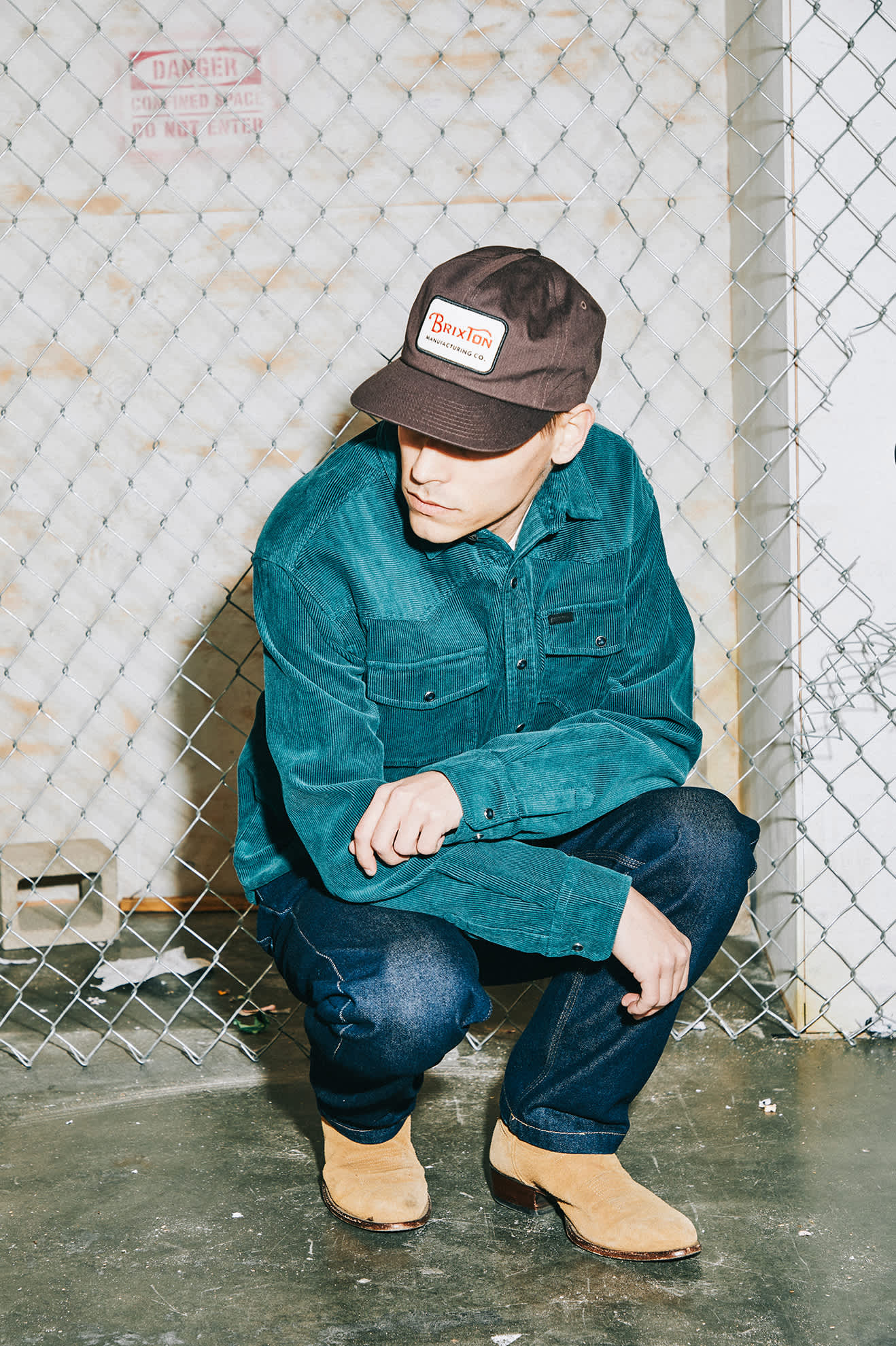 Men's New West Relaxed Overshirt in Night Sage Corduroy