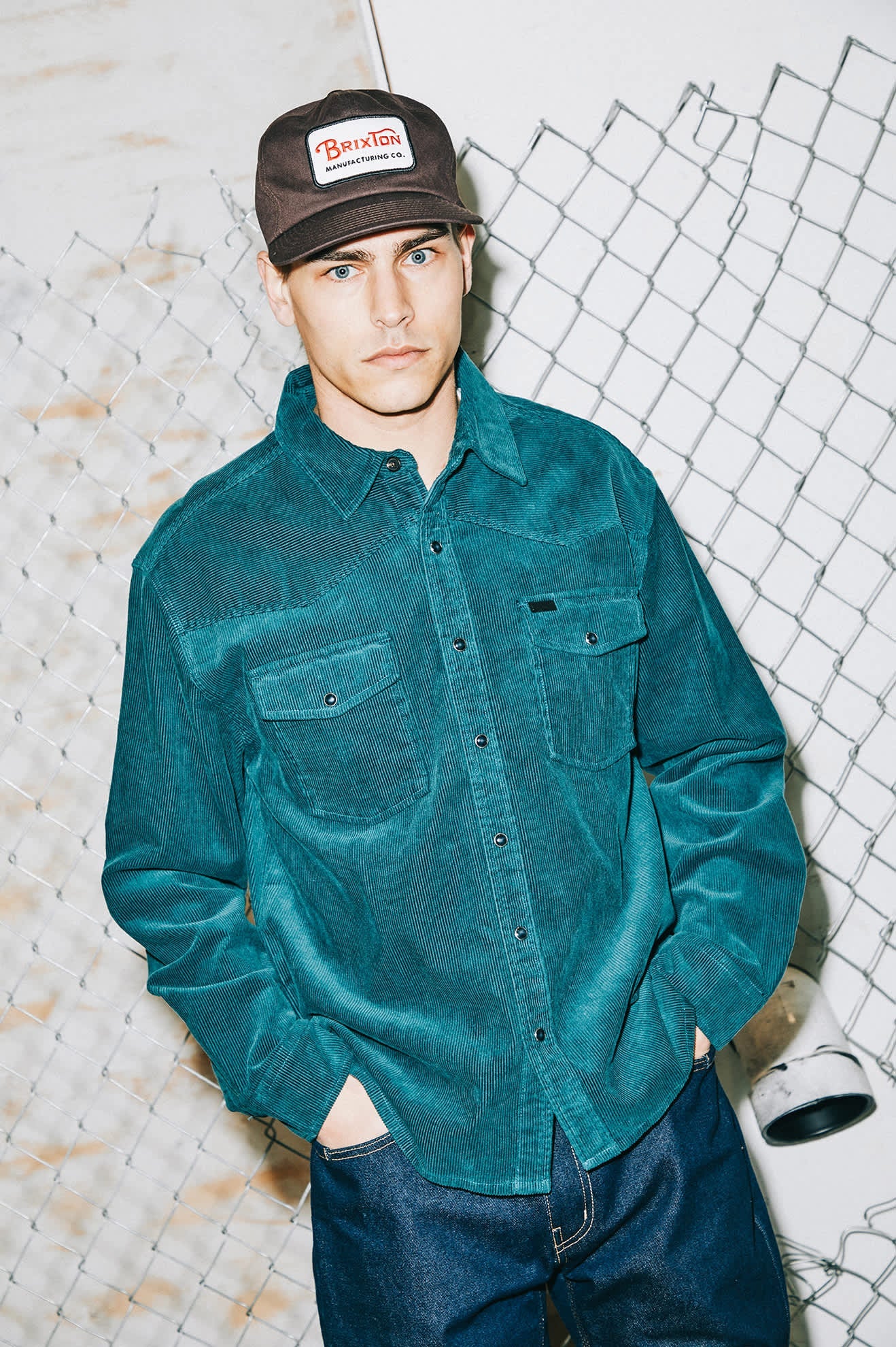Men's New West Relaxed Overshirt in Night Sage Corduroy