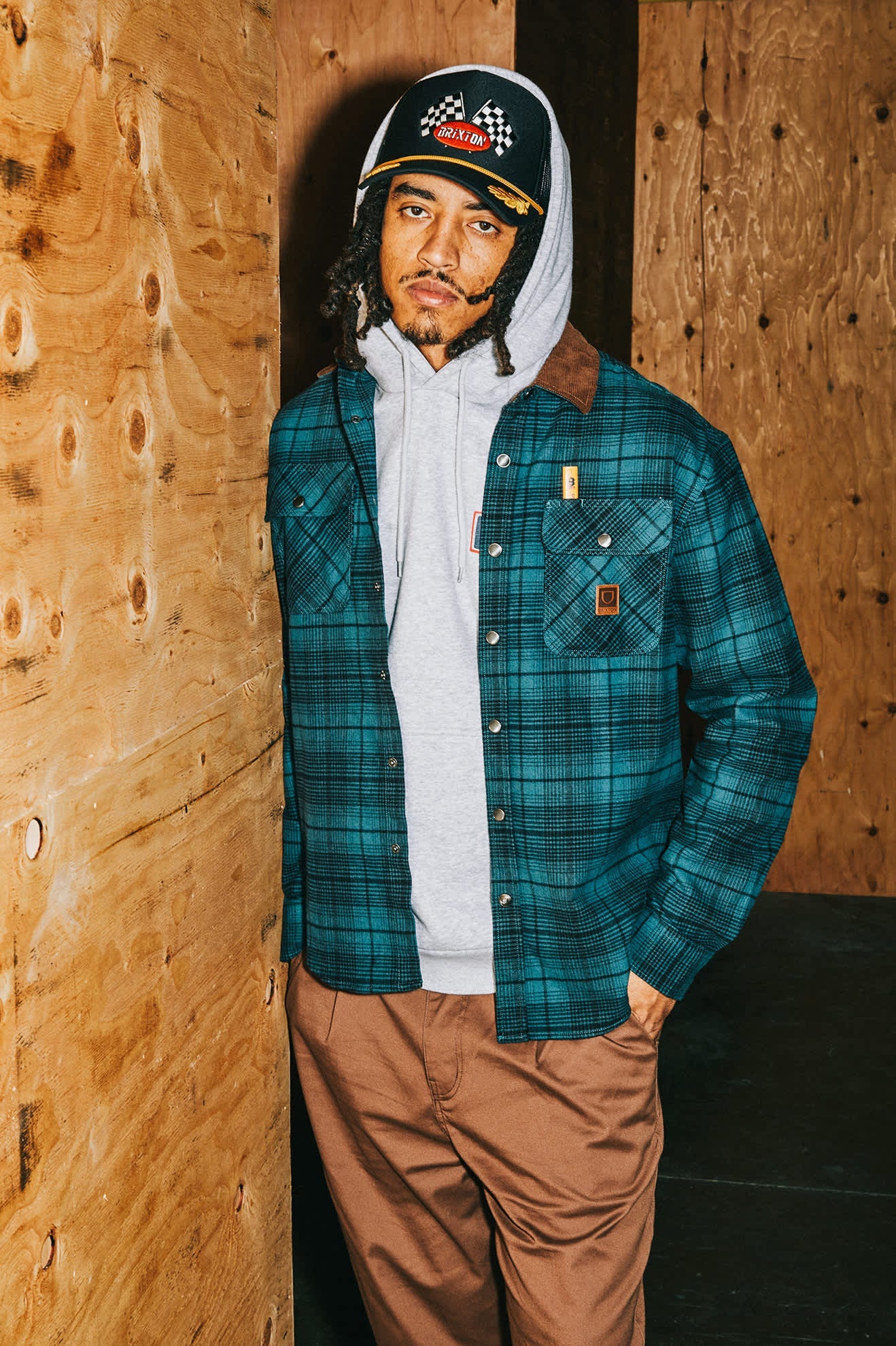 Women's Podium Netplus Trucker Hat in Black/Black