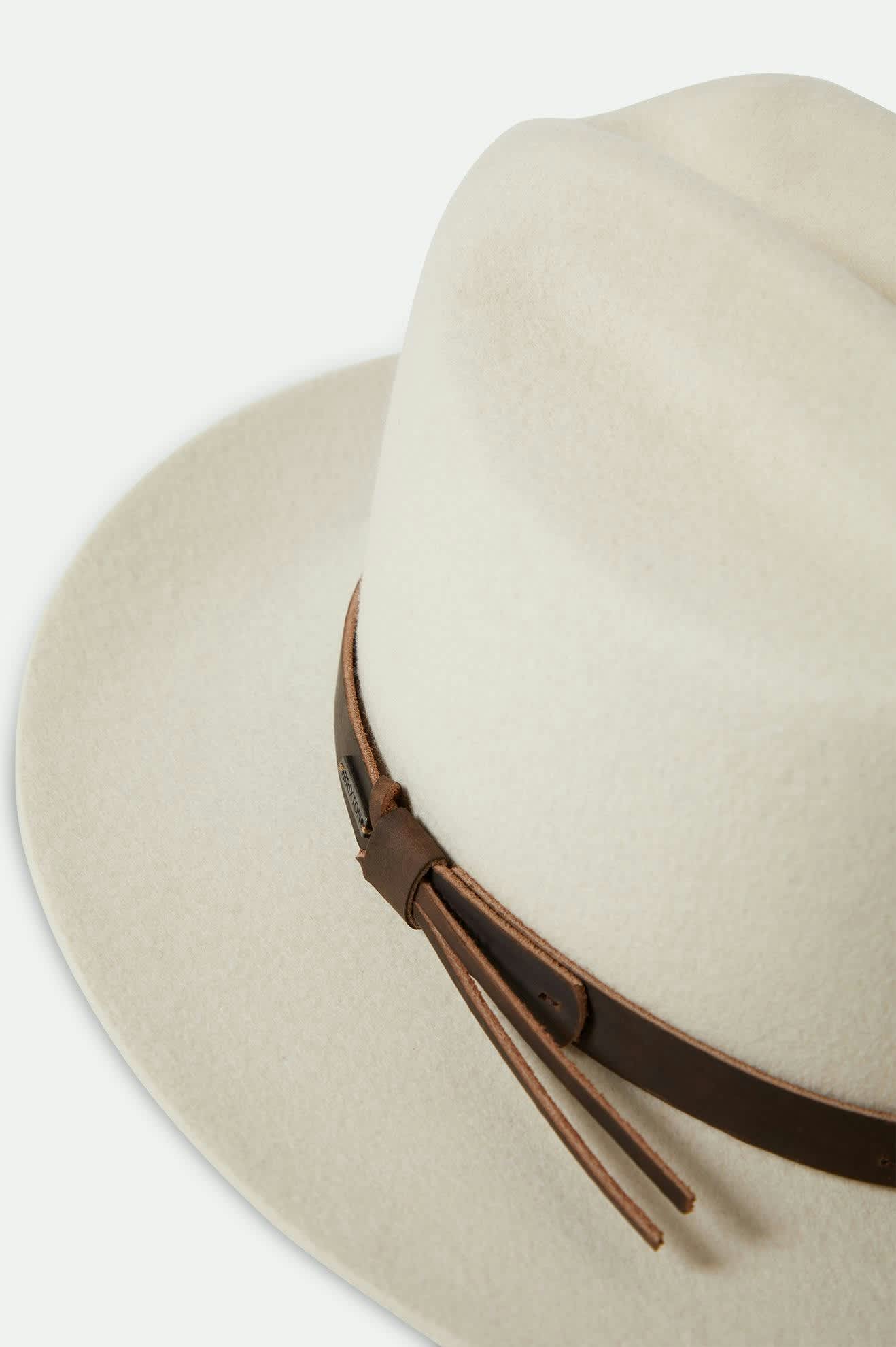 Unisex Hitch Ranch Fedora in Off White