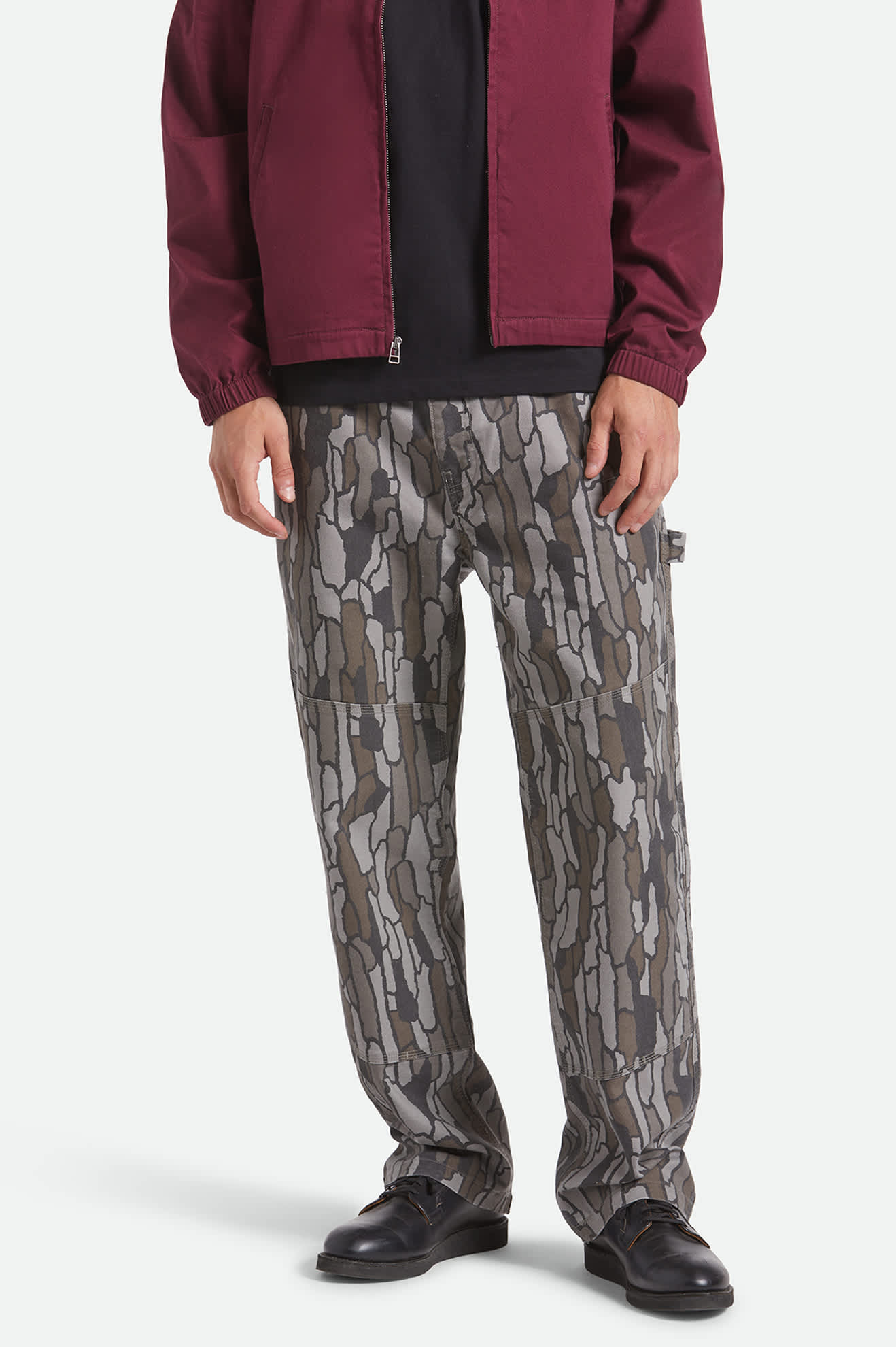 Men's Builders Carpenter Stretch Pant in Bark Camo