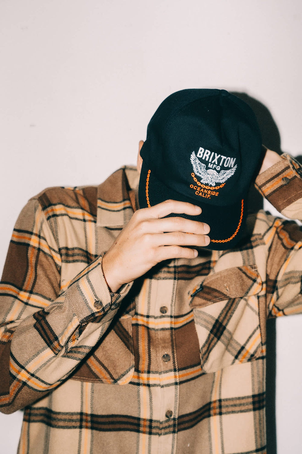 Unisex Waller Snapback in Black