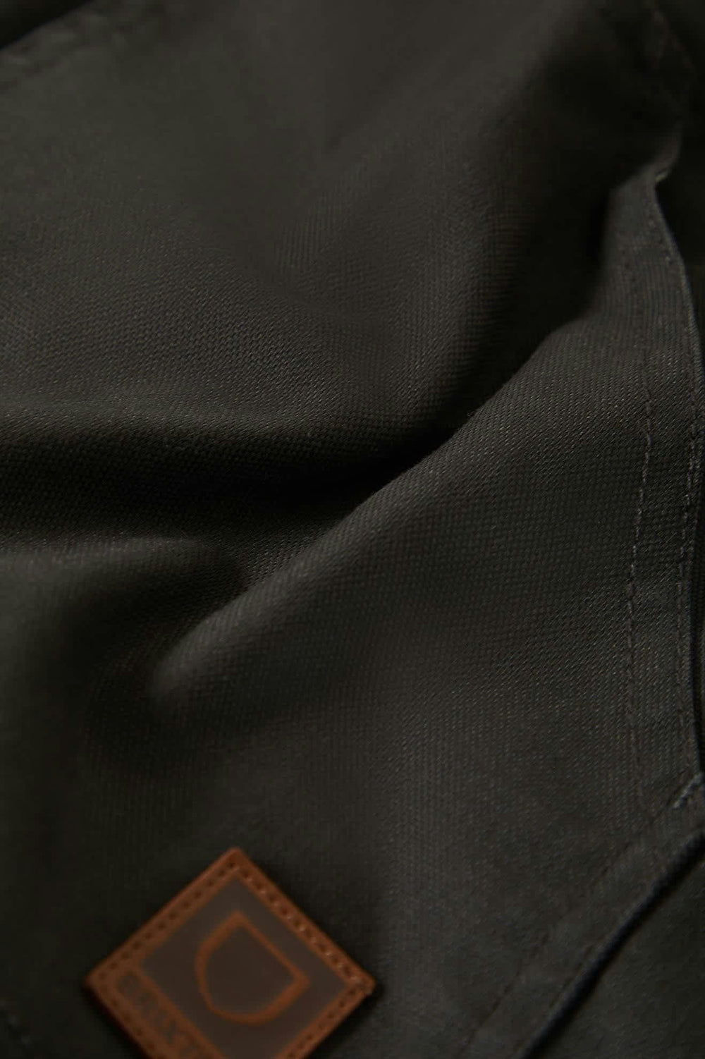 Men's Builders Abraham Reversible Vest in Bark Camo