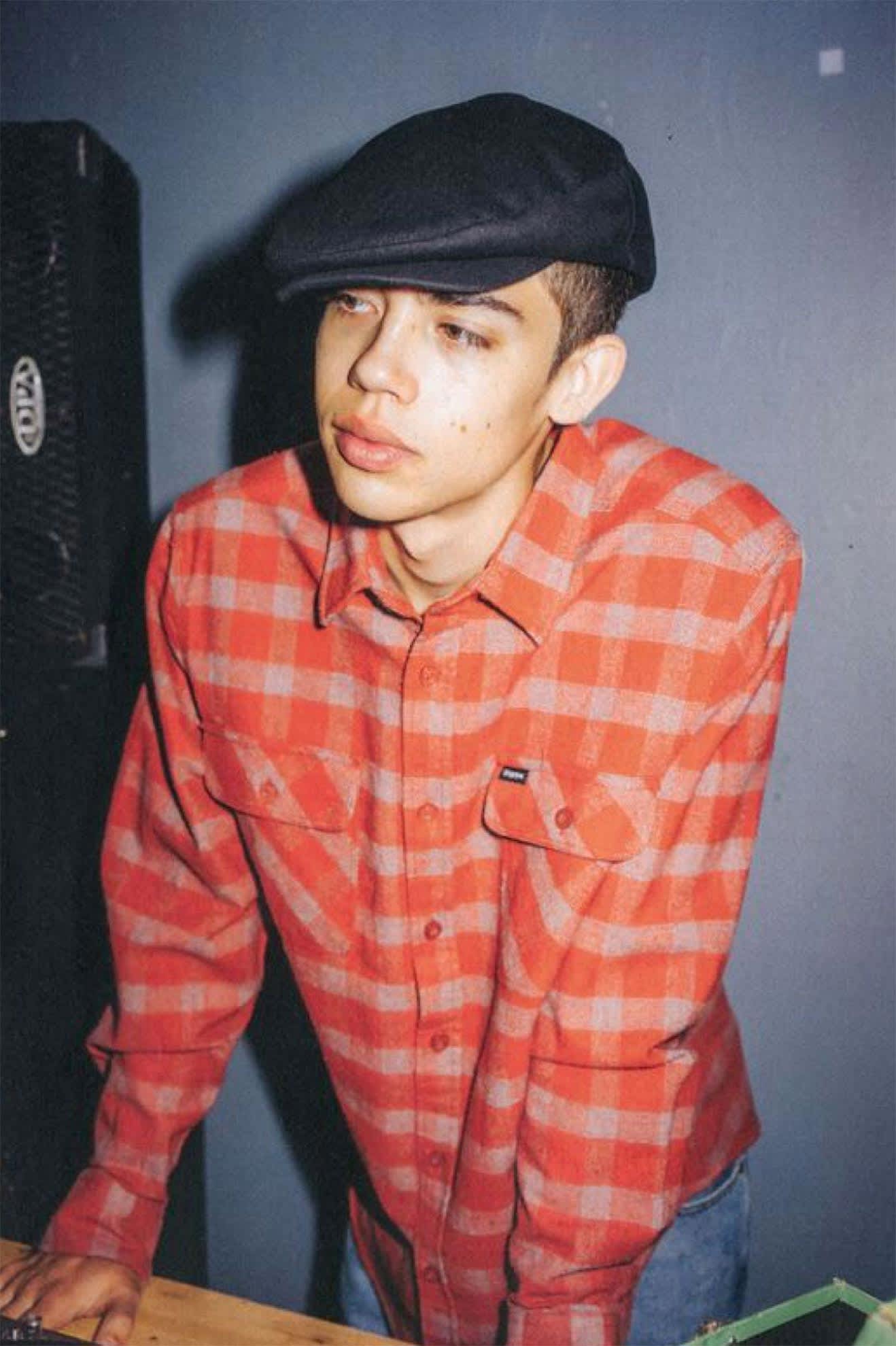 Unisex Hooligan Flat Cap in Black