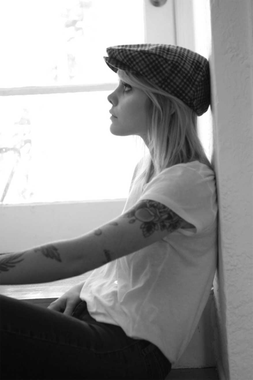 Unisex Hooligan Flat Cap in Black