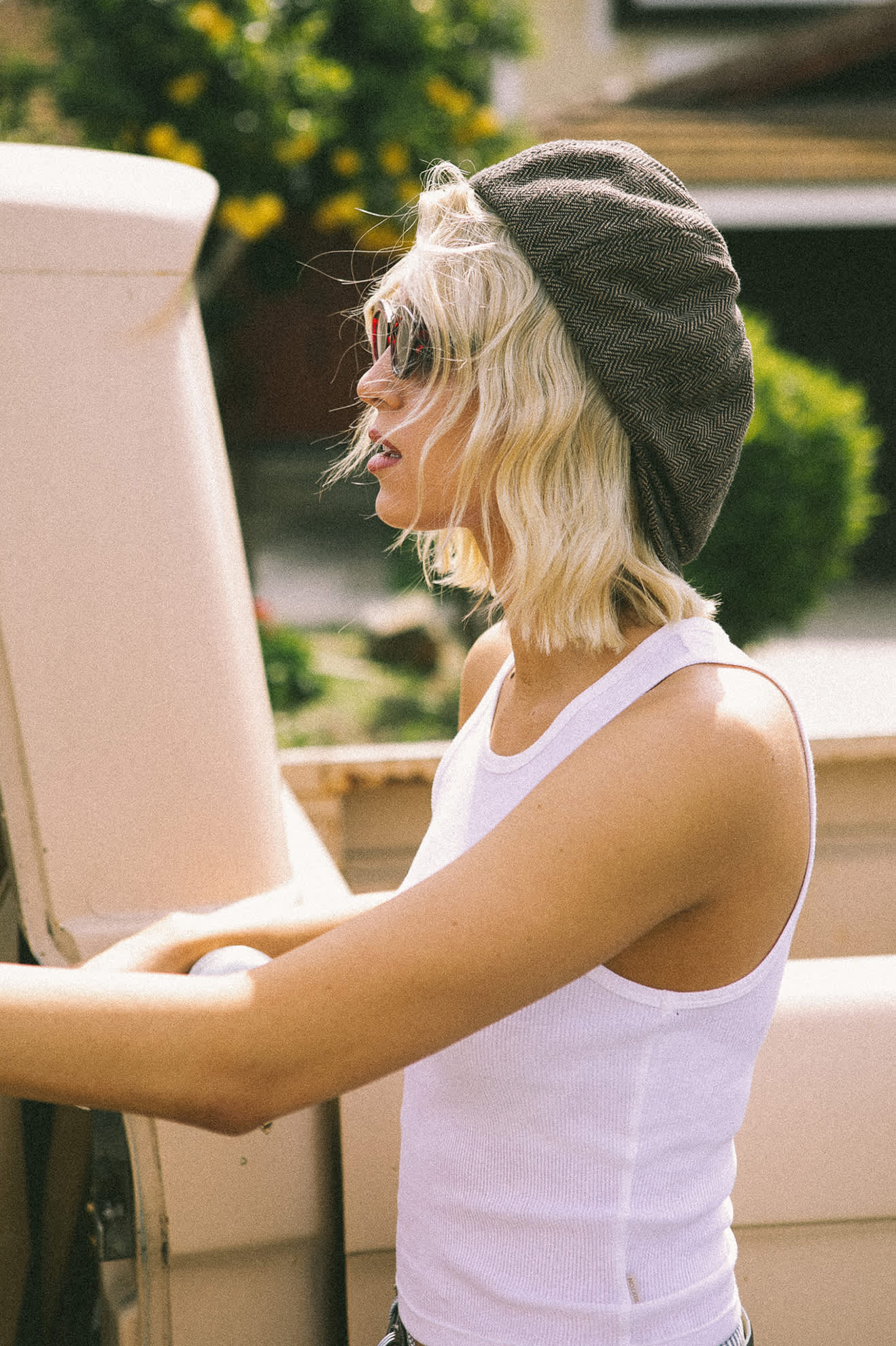 Unisex Brood Newsboy Cap in Brown/Khaki