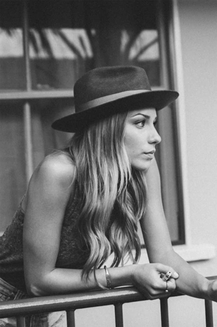 Unisex Messer Fedora in Sand