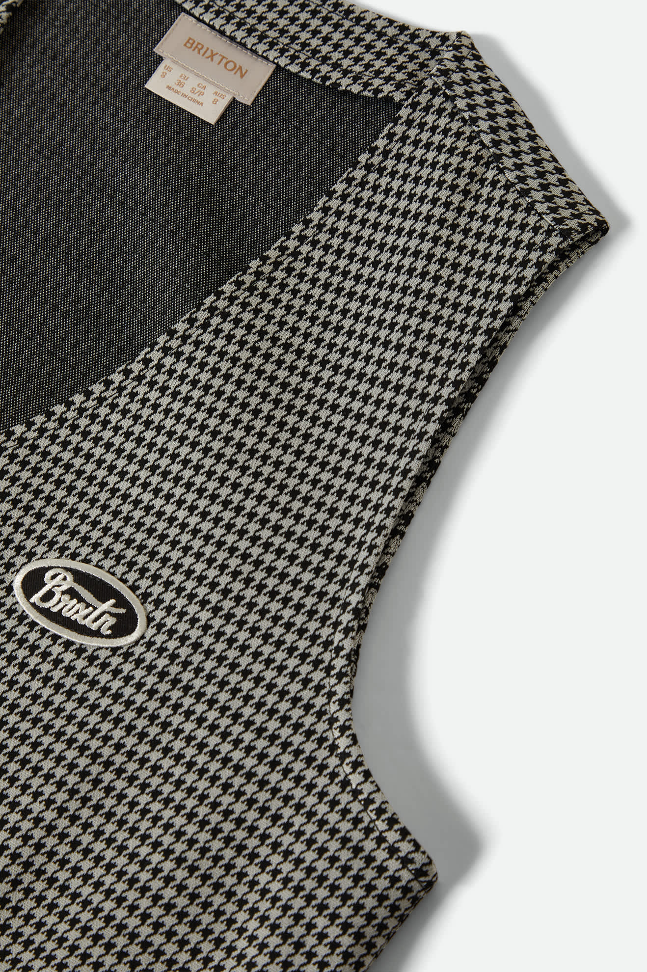 Women's Houndstooth Leisure Vest in Winter White/Black