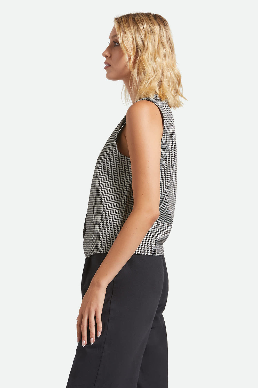 Women's Houndstooth Leisure Vest in Winter White/Black