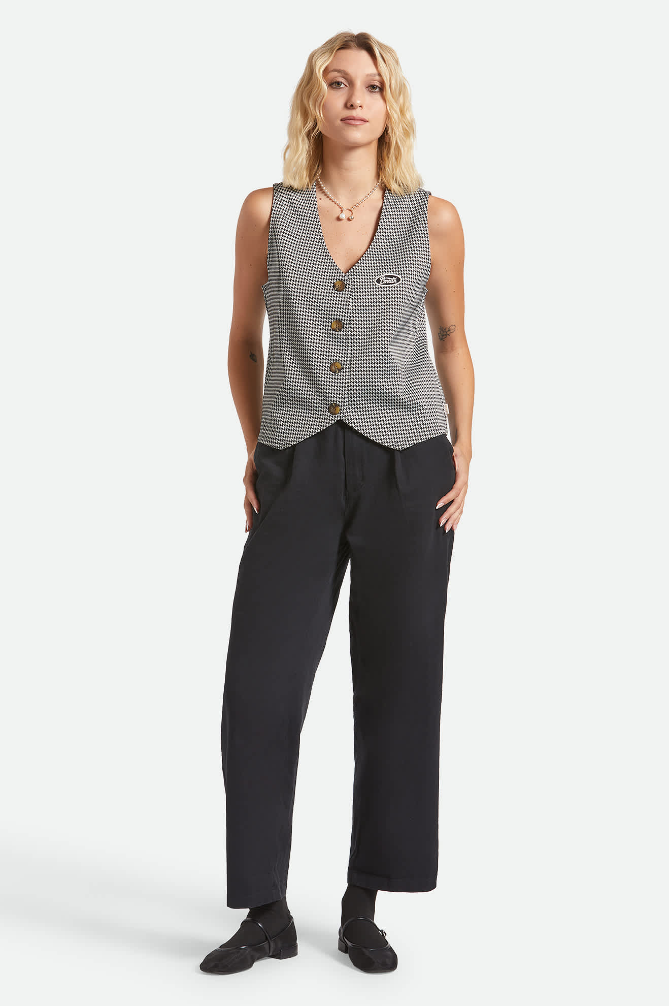 Women's Houndstooth Leisure Vest in Winter White/Black