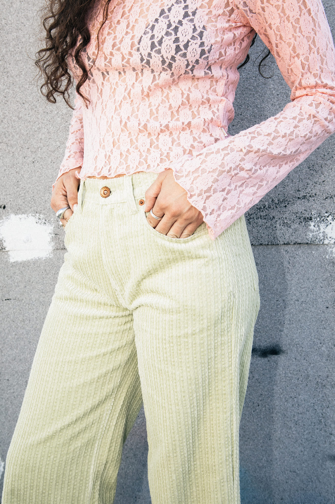 Women's Dolly Slim Long Sleeve Knit T-Shirt in Mellow Rose