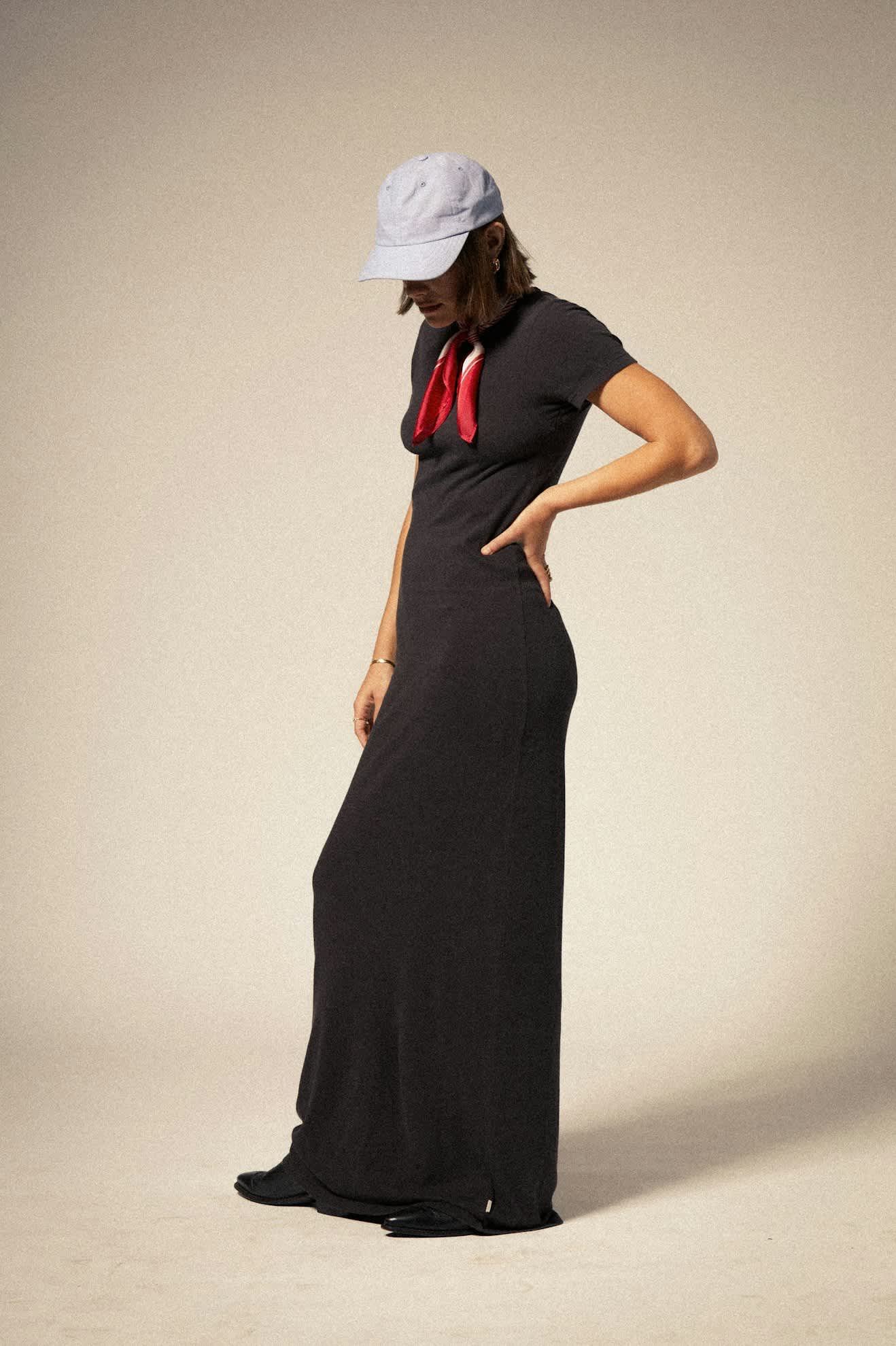 Women's Carefree Organic Garment Dyed Slim Dress in Black